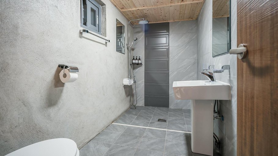 Bathroom 4, Pyeongdae Moons Stay Pension, Jeju