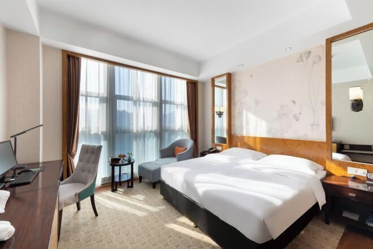 Bedroom 3, Nishi Hotel, Jinan