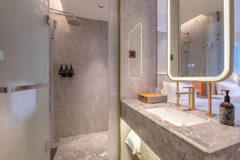Bathroom 4, Blueprint Cloud Hotel (Shenzhen Longcheng Plaza subway station store), Shenzhen