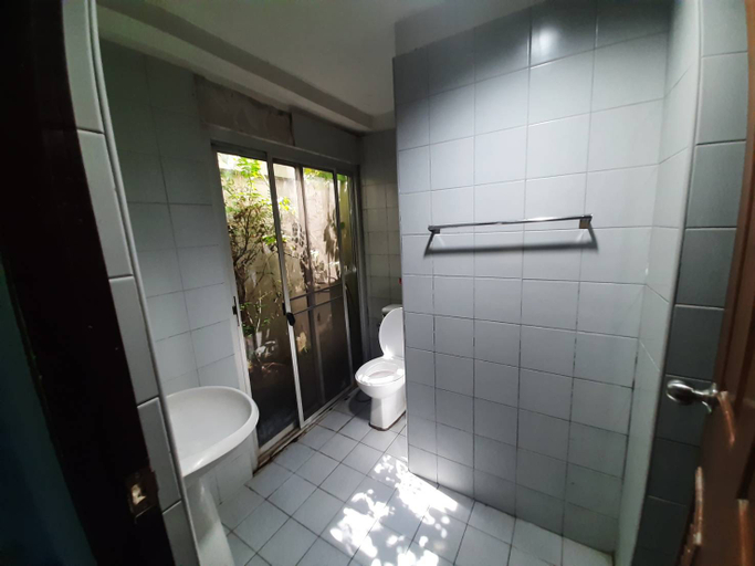 Bathroom 3, Bang Pu Recreation Center Hotel Samutprakan, Muang Samut Prakan