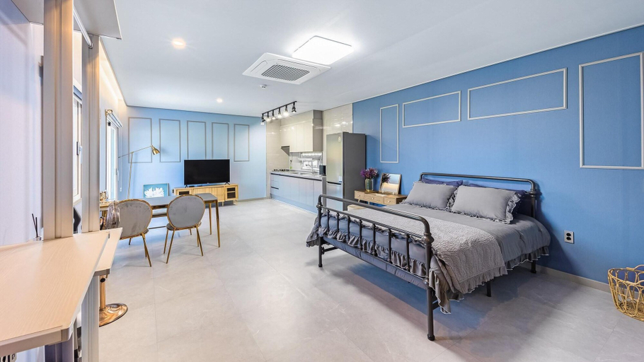 Bedroom 3, Namhae Andante Pension, Namhae