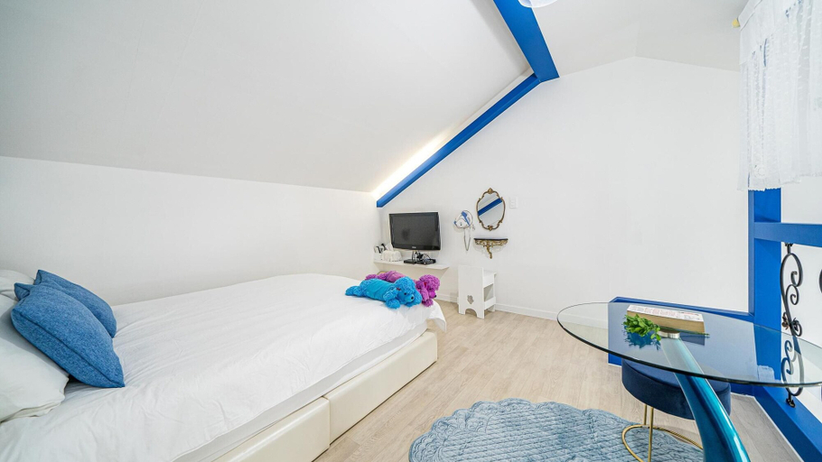 Bedroom 3, Namhae Opera House Pension, Namhae