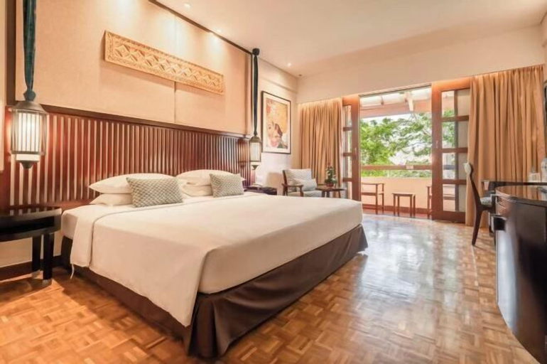 Bedroom 24