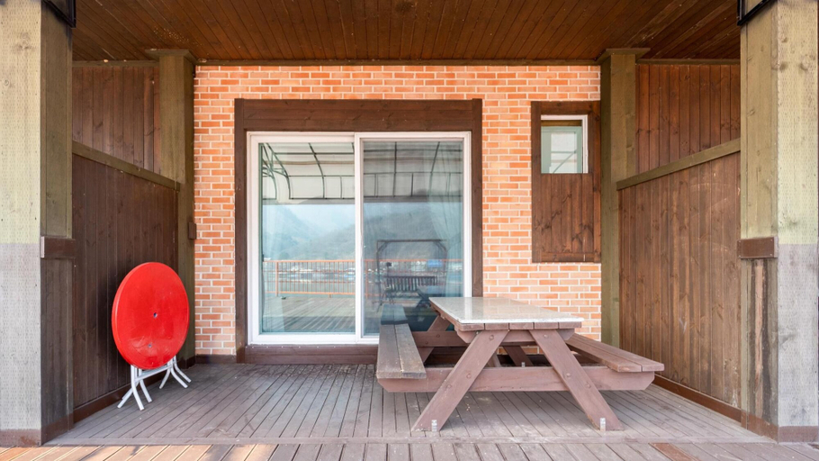 Exterior & Views 2, Gapyeong Goodday Resort, Gapyeong