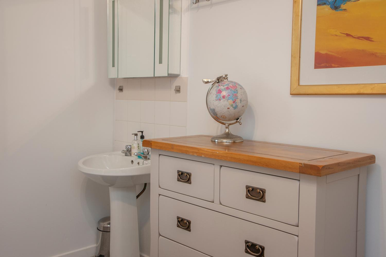 Bathroom 3, 5 bed house near Oban, Argyll and Bute