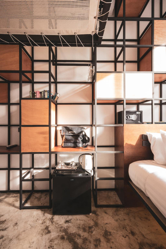 Bedroom 12