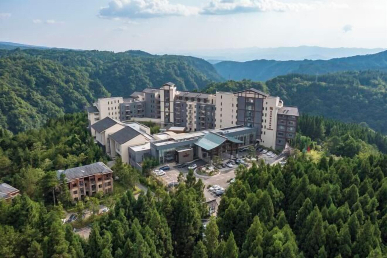 Exterior & Views 2, Chongqing Lvgong Resort Hotel, Chongqing