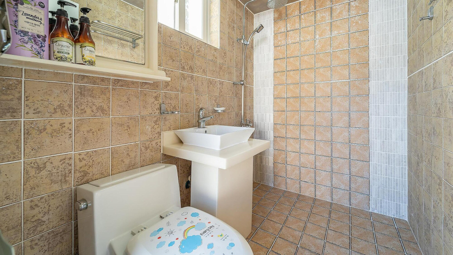 Bathroom 4, Ganghwa Herb Pension, Ganghwa