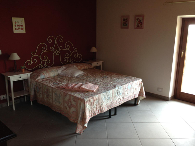 Bedroom 2, Agriturismo Fruttirossi, Torino