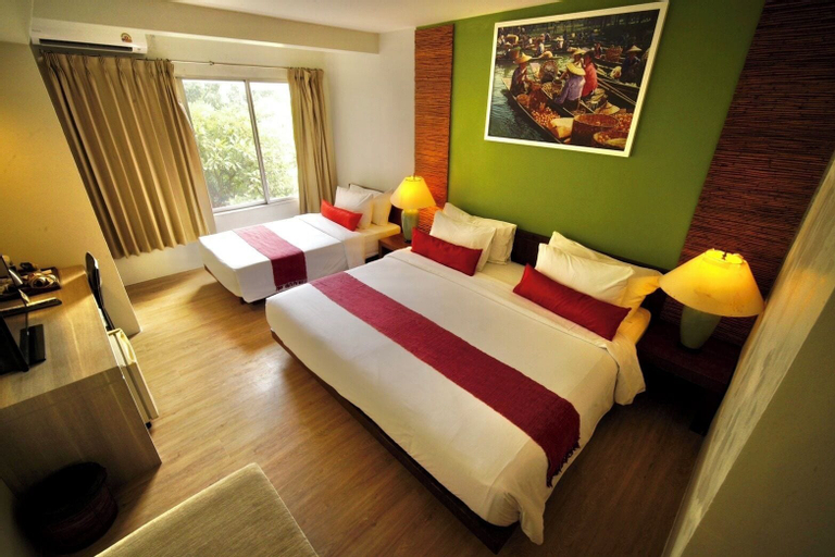 Bedroom 12