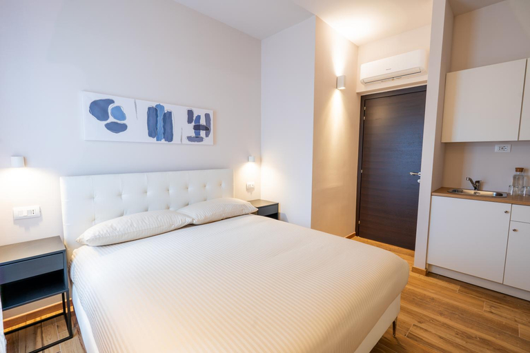 Bedroom 2, Palmanova Suites, Milano
