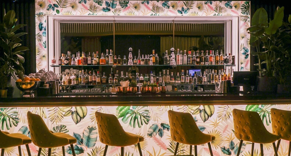 Food & Drinks 5, Dao By Dorsett West London, London
