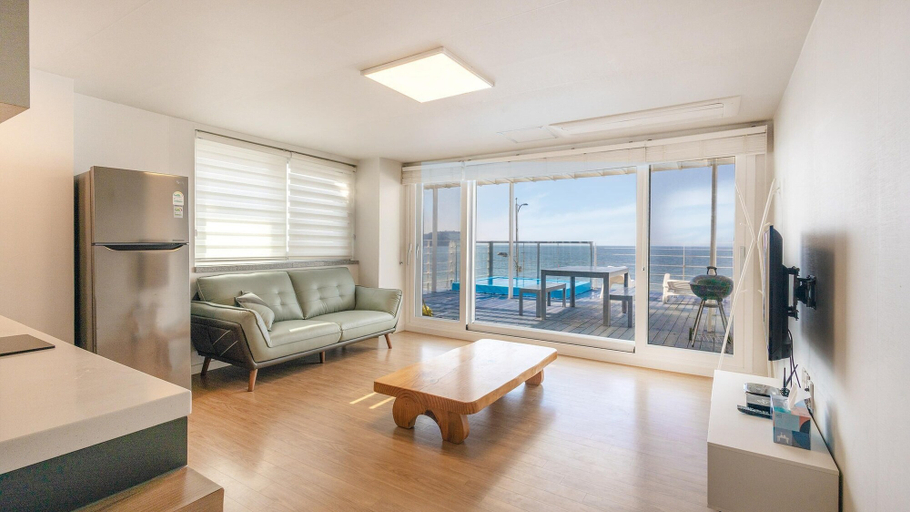 Others 5, Boryeong Lehouse Pension, Boryeong
