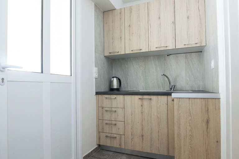 Others 4, Modern 1 Bd Balcony Apt in Kato Patisia, Attica
