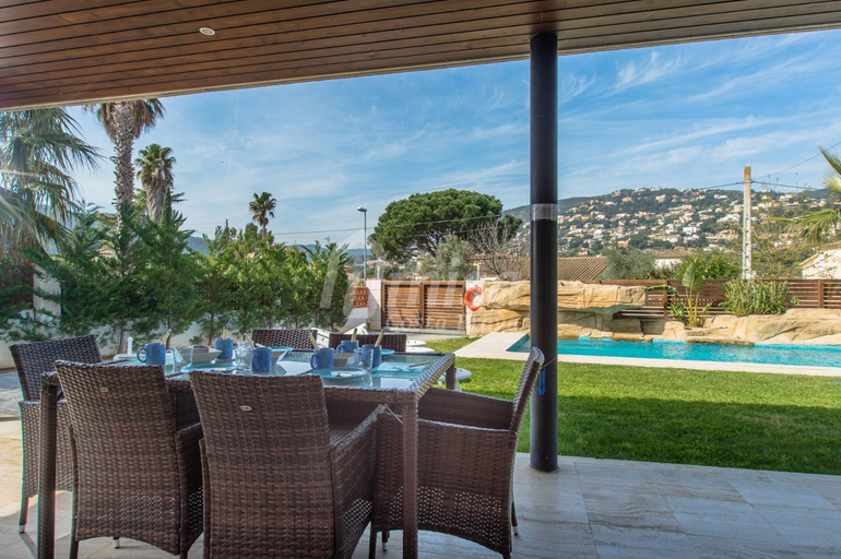 Food & Drinks, Oasis House, Girona