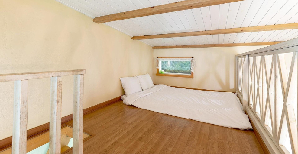 Bedroom 3, Ganghwa Hana & Alice spa Pension, Ganghwa