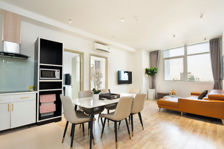 Dining Room 23