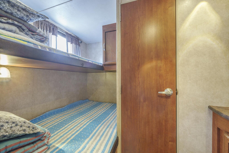 Bedroom 2, Goseong Jjun Camping Pension, Goseong