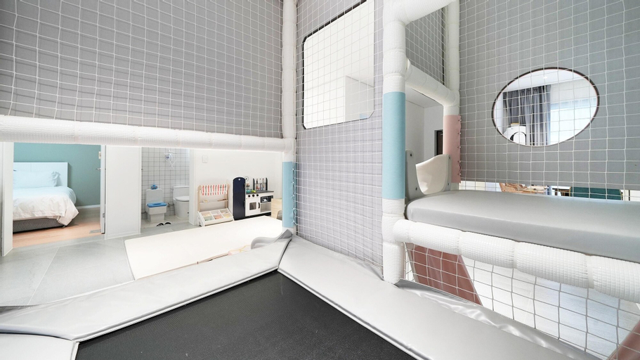 Bathroom 9