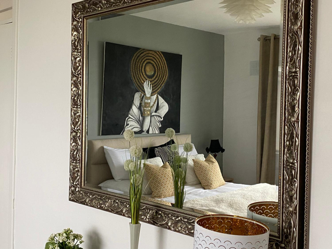 Bedroom 2, Follies Suites Ballyvoile