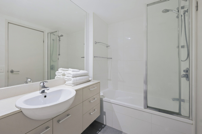 Bathroom 4