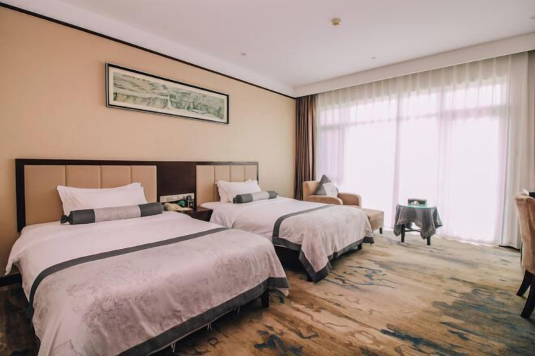 Bedroom 3, Grand Cloud View Hotel, Zibo