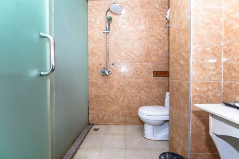 Bathroom 3, Nanchang Dijing Business Hotel, Nanchang