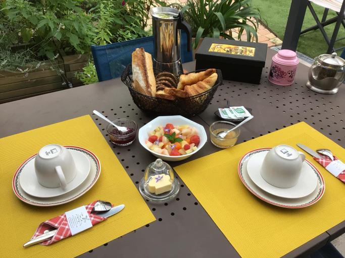 Food & Drinks 4, La Foulonniere de Neuville, Rhône