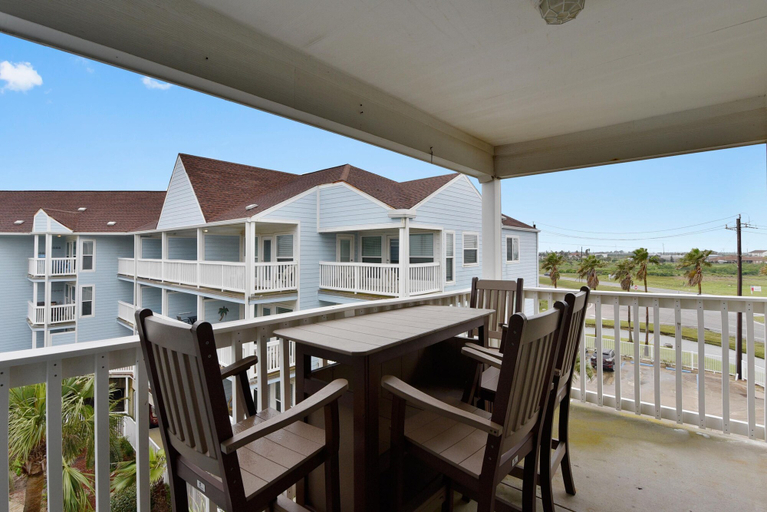Others 5, Seascape 2301 in Galveston, Galveston