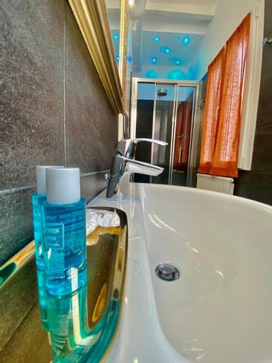 Bathroom 8