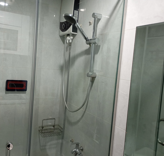Bathroom 4