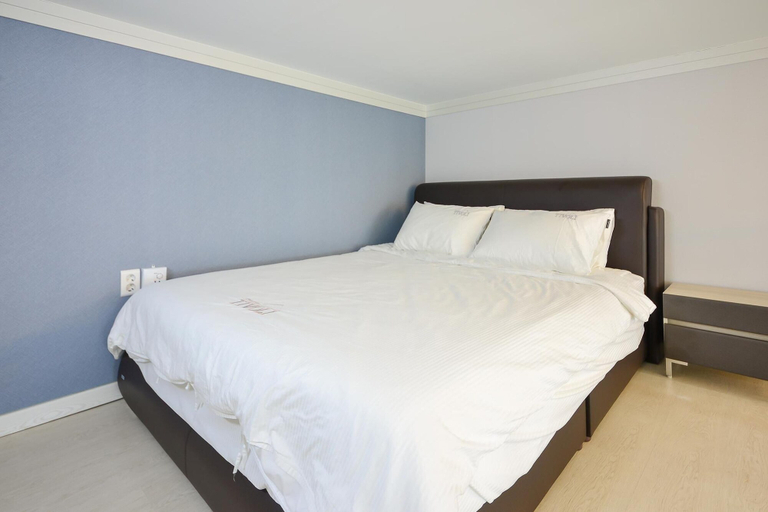 Bedroom 3, Yeosu Tivoli Pension, Yeosu