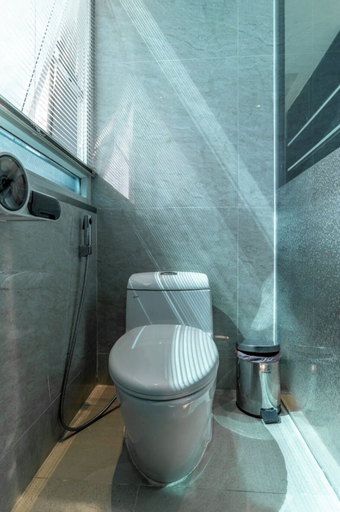 Bathroom 20