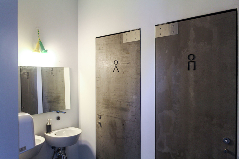 Bathroom 5, Hostel Pia do Urso, Batalha