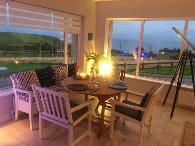 Food & Drinks 4, Follies Suites Ballyvoile