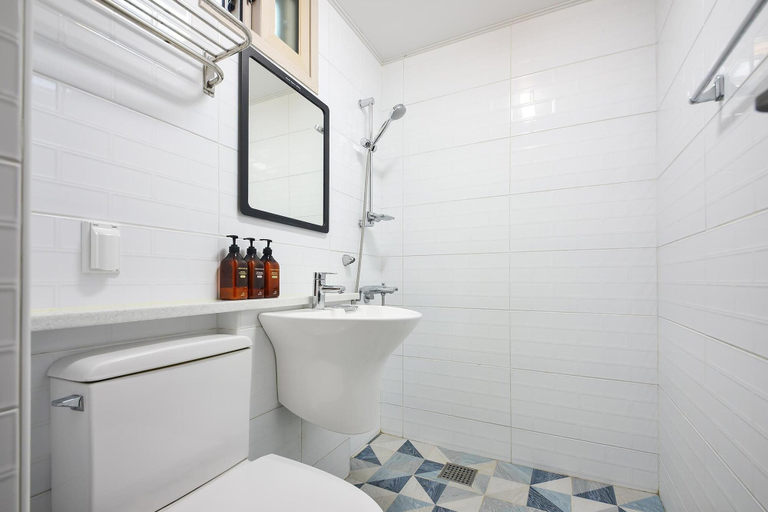 Bathroom 4, Yeosu Tivoli Pension, Yeosu