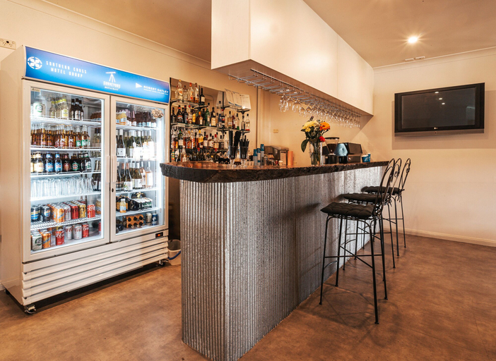 Food & Drinks 5, Bowen Inn Motel, Lithgow