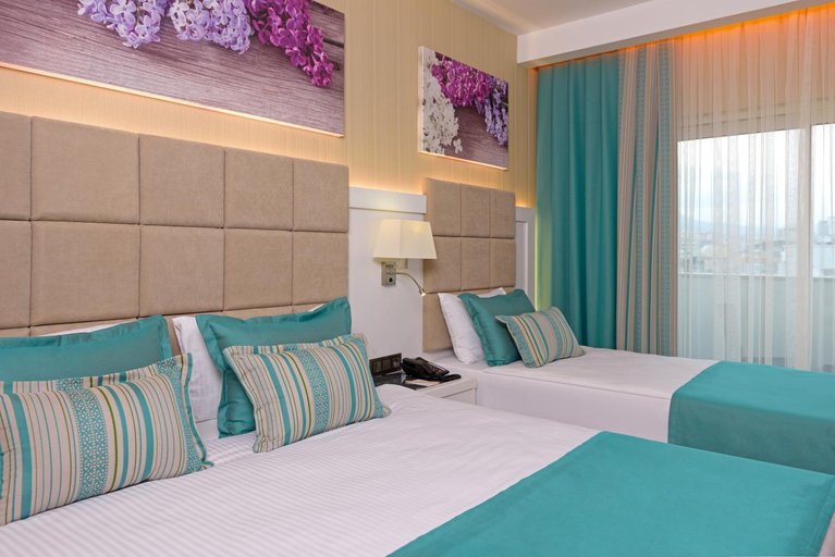Bedroom 3, Asia Beach Resort & Spa Hotel, Alanya
