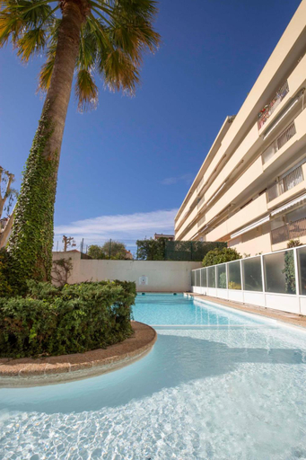 Others 4, Chez J-P - 100m beach 2-4pers terrace sea view pool garage, Alpes-Maritimes