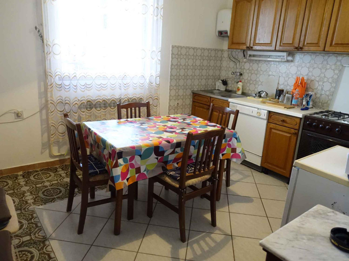 Others 2, Apartment in Omisalj - Insel Krk 39736, Omišalj