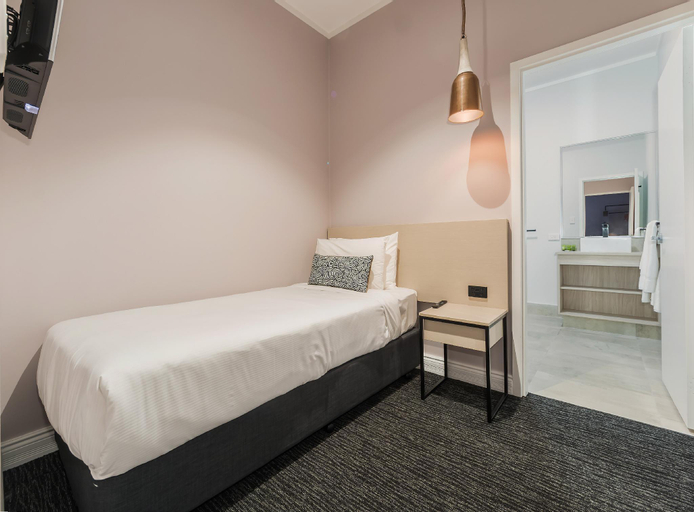 Bedroom 21