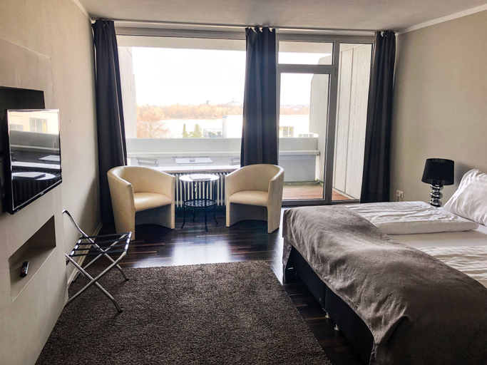Bedroom 3, Rheinblick Appartments, Köln