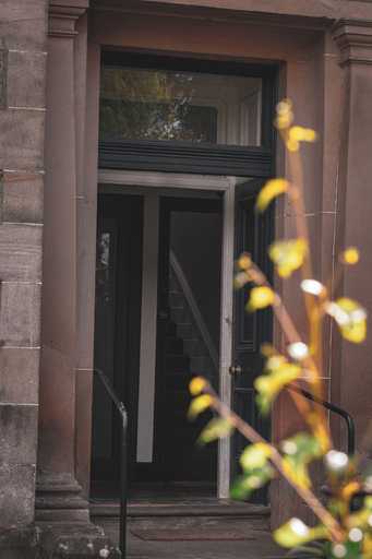 Exterior & Views, Spacious 4 Bedroom Flat in Stirling, Stirling