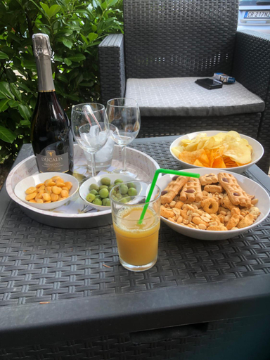 Food & Drinks 4, B&b Red House, Lecco