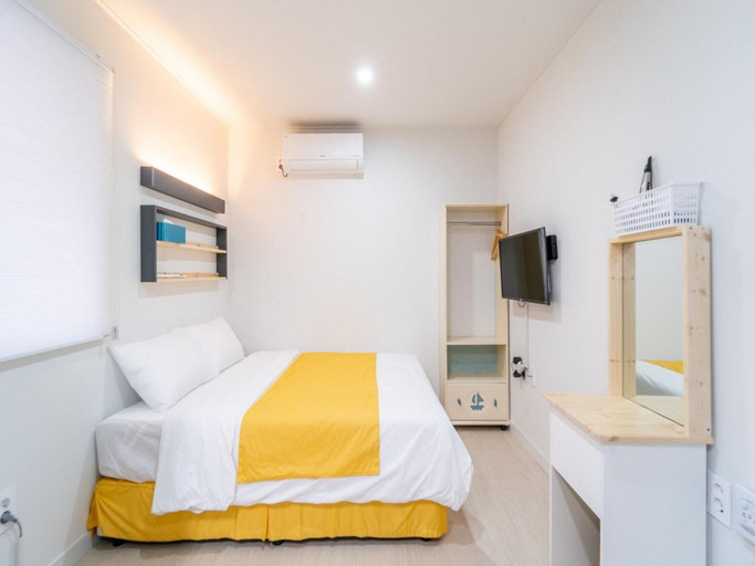Bedroom 1, Jeju Moons Stay, Jeju