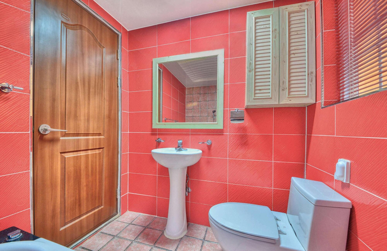 Bathroom 3, Yangpyeong Yoon & Park Spa Pension, Yangpyeong