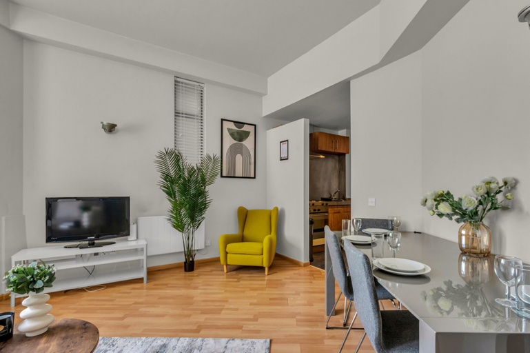 Others 4, One bedroom apartment City Road, London