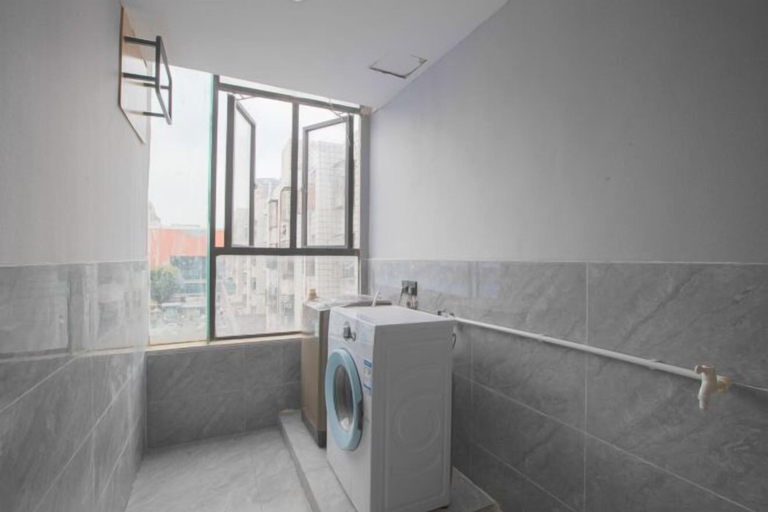 Bathroom 3, Penglai Hotel, Shenzhen