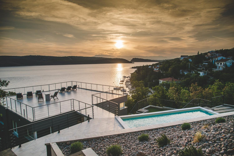 Others 1, Beachfront Villa Grace with heated rooftop pool, Crikvenica