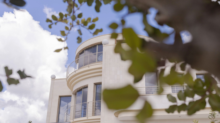 Exterior & Views 2, Hotel Donna Crescenza, Bari